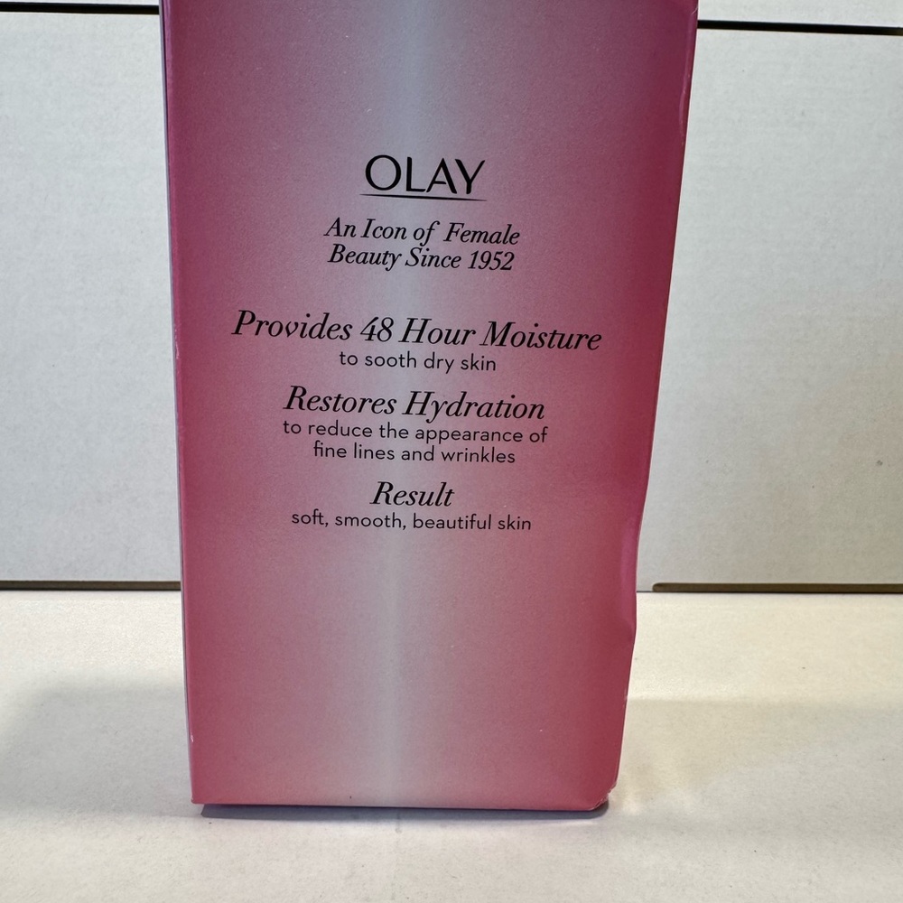 OLAY Hydrating Lotion in Pink Packaging 6.0oz - Picture 3 of 4